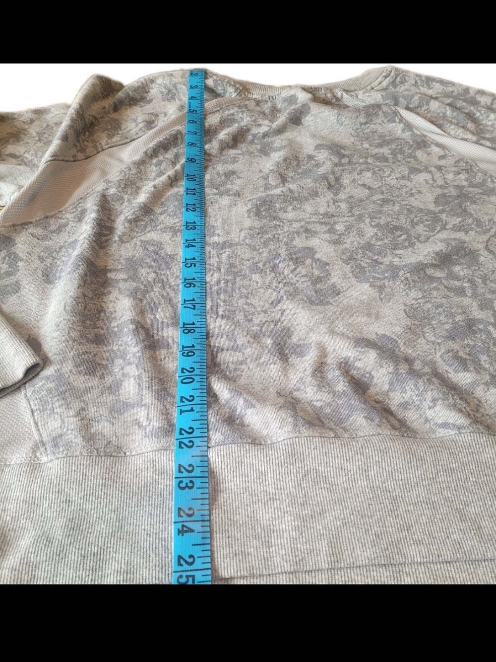 Old Navy Active Women’s XL Gray Floral Mesh Athletic Sweatshirt Pullover - Picture 7 of 8